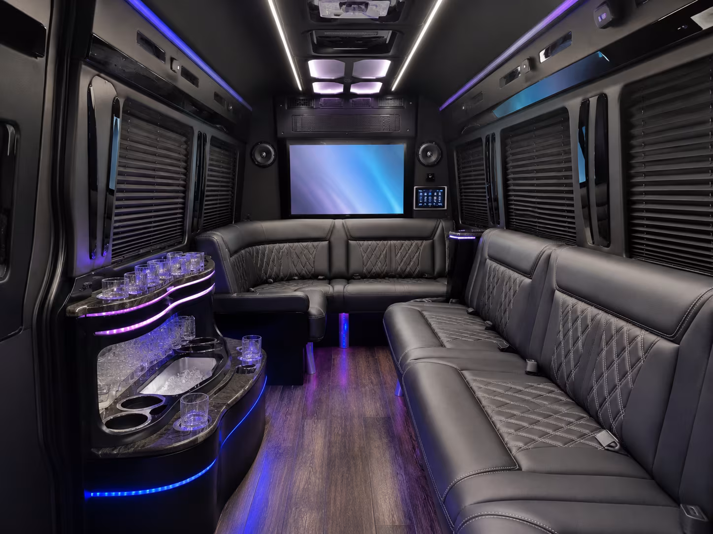 bus rentals to t mobile center cpkc stadium and cable dahmer arena