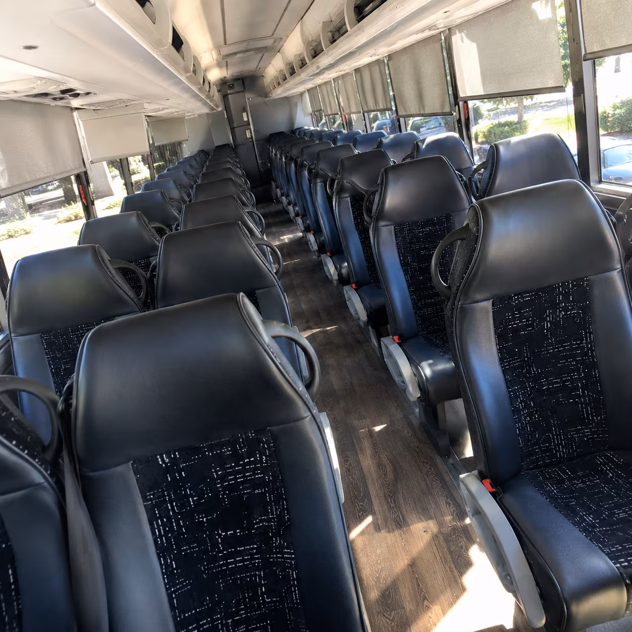 charter buses and minibuses with the amenities your students need