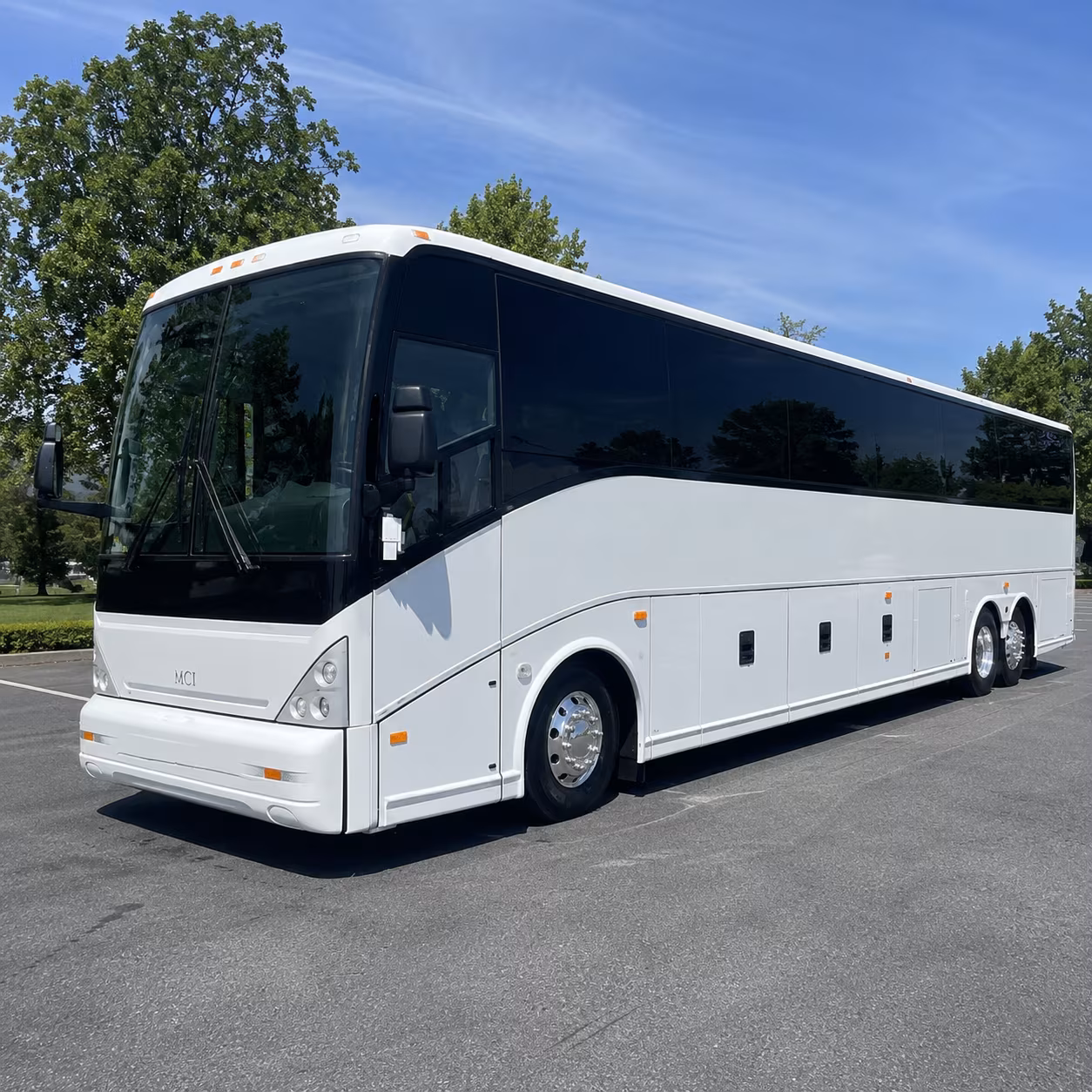 finding shuttle buses to swope park and starlight is easy with kansascitymocharterbusservices com